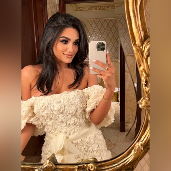 FLORAL APPLIQUÉ DRESS - Picture 2 of 7